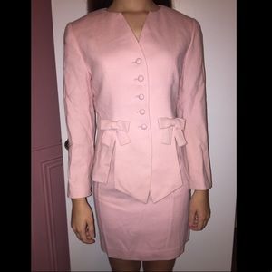 Professional ladies suit